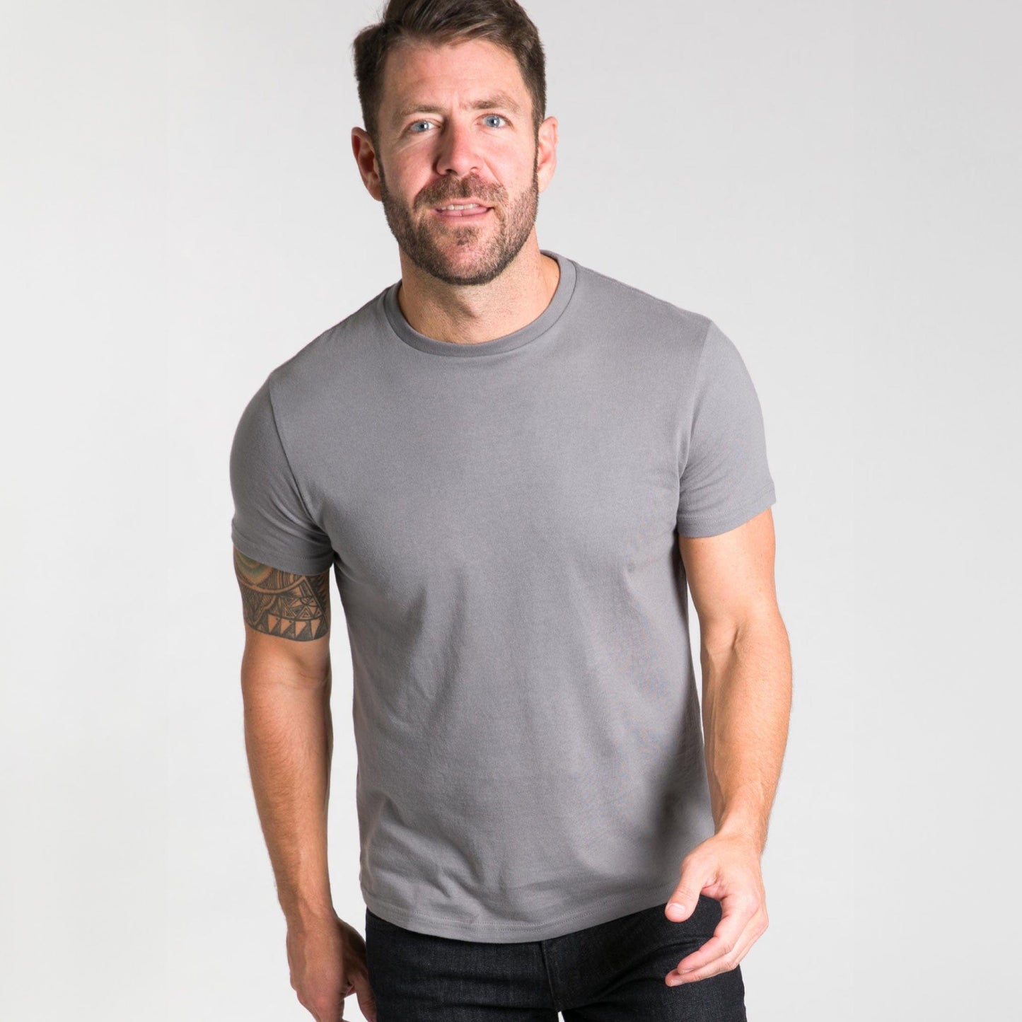 Ash & Erie Light Grey Crew Neck T-Shirt for Short Men Short Sleeve Tee
